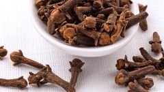 Sexual benefits of cloves [Man made]