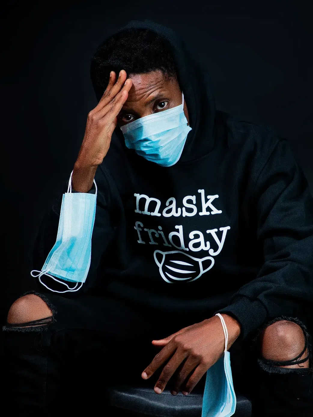 Eric Omondi houring Boniface Kariuki during #MaskFriday