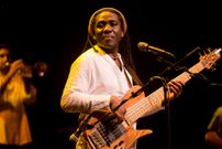Richard Bona performing in 2009