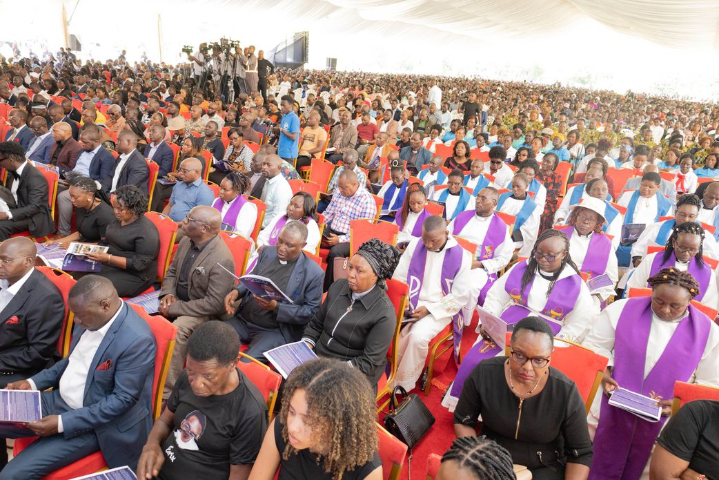 Mourners at the burial of Eric Kivuti, the son of former Embu Senator Lenny Kivuti. 