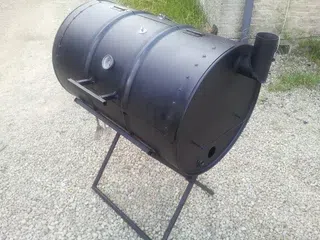 7 clever ways to repurpose old iron barrels