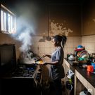 8 common gas cooker issues causing uneven flames, soot - easy fixes