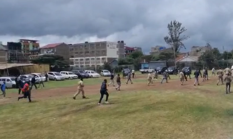 A screen-grab image of the chaos at PCEA Kasarani East Parish where former Deputy President Rigathi Gachagua’s security detail dispersed goons who stormed the church