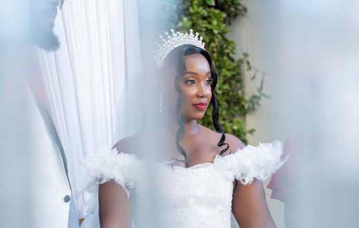 Kate Actress stuns fans with breathtaking bridal photos