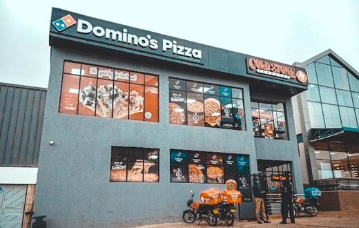 A Dominos Pizza restraurant