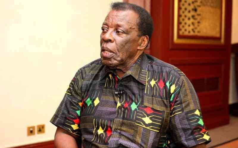 File image of the late veteran broadcaster Leonard Mambo Mbotela
