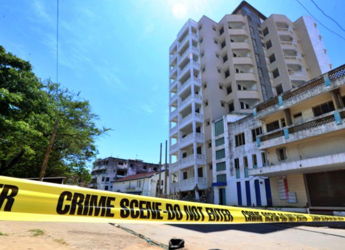 A sinking eleven-story building in Fayaz Estate, along Abdel Nasser Road in Mombasa