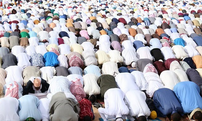 Muslim faithfuls in Kenya praying