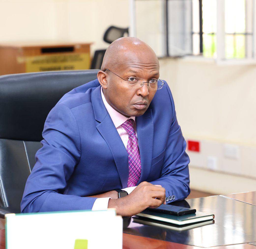 Dr Peter Mbae