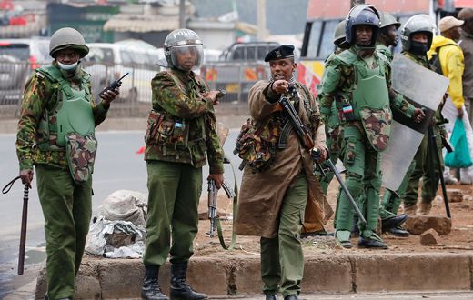 Anti-riot police officers in Nairobi CBD