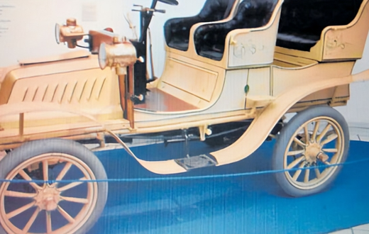 The first car in Kenya, the 1903 De Dion Bouton model (Courtesy)