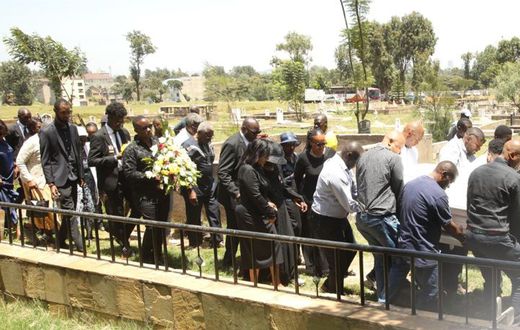 Leonard Mambo Mbotela’s emotional sendoff at Lang’ata Cemetery