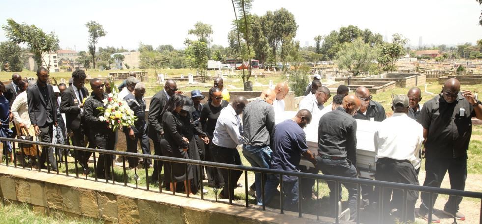 Leonard Mambo Mbotela’s emotional sendoff at Lang’ata Cemetery