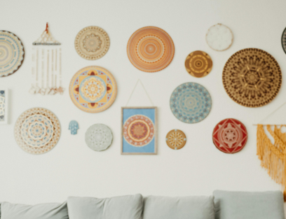 Arts to warm up the house