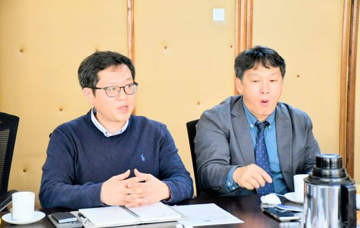 Prof. Jeon Only and Prof. Bae Yuh Jin from the Hankuk University of Foreign Studies (HUFS)