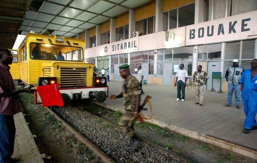 The unelectrified single-line track to Ivory Coast traces its origins back to the late 19th century, when France was looking for ways to link the colonised Sahel to its trading posts on the Atlantic