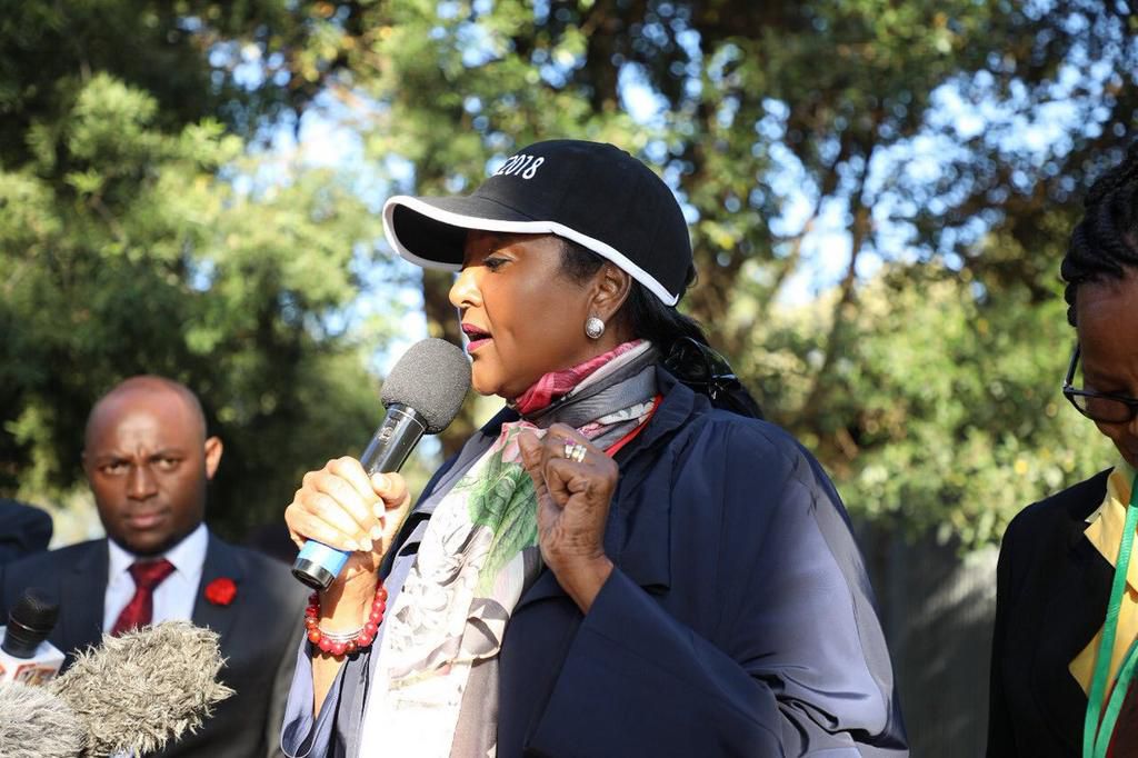 ___9168894___2018___12___5___10___amina+st+gee