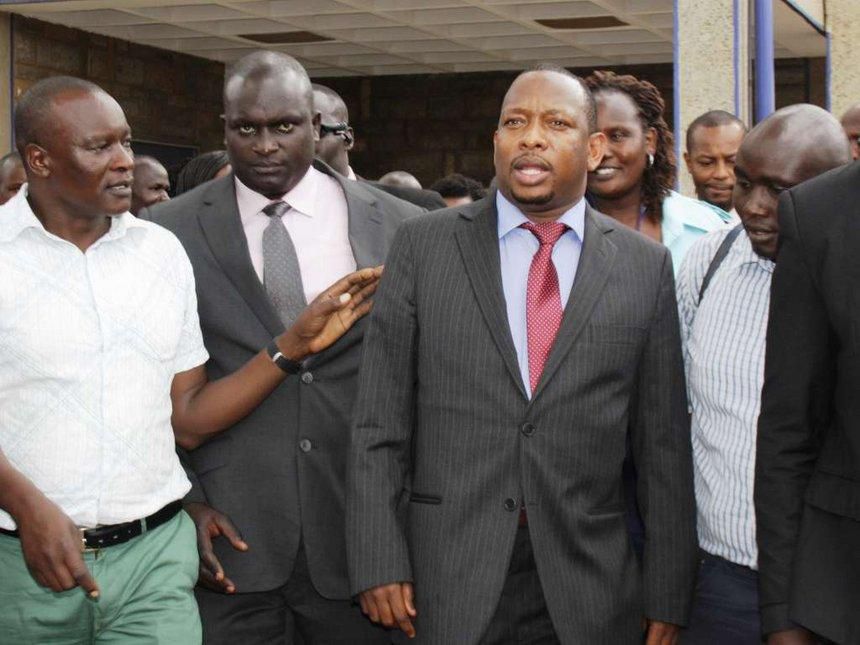 Nairobi Governor Mike Sonko with some Nairobi Water & Sewerage Company officials