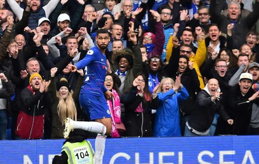 Ruben Loftus-Cheek may be attracting interest from several clubs but Chelsea manager Maurizio Sarri says he will not be leaving