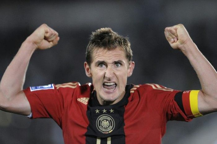 Germany's Miroslav Klose reacts after scoring his 3rd goal during the World Cup 2010 qualifying match Finland vs Germany september 10, 2008 at the Olympic Stadium in Helsinki