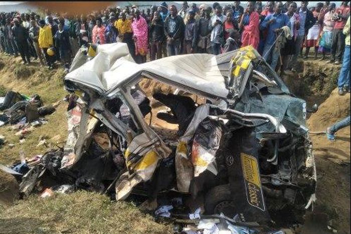 Six people died in an accident along Mai Mahiu, Narok road