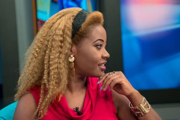 ___9079334___2018___11___7___8___kal7_2