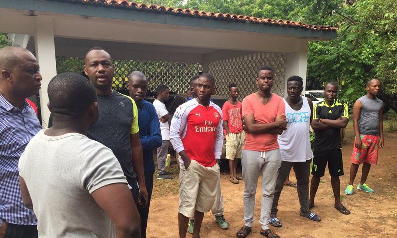 Family members gathered at Kenneth Kamto's family shortly after he was pronounced dead (Daily Nation)
