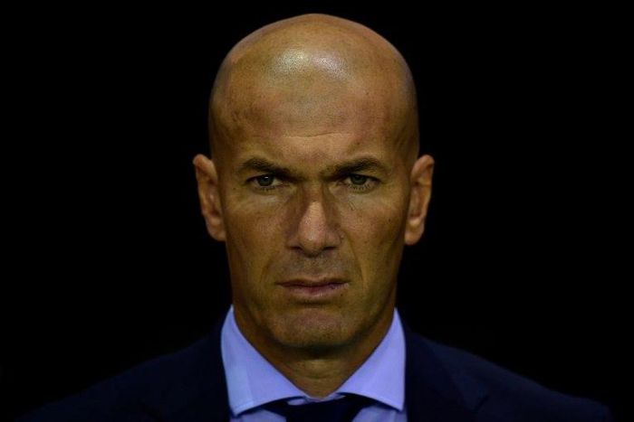 Real Madrid coach Zinedine Zidane insisted he intends not to add to his squad in the final week of the transfer window despite a mounting defensive crisis ahead of Sunday's clash with Valencia