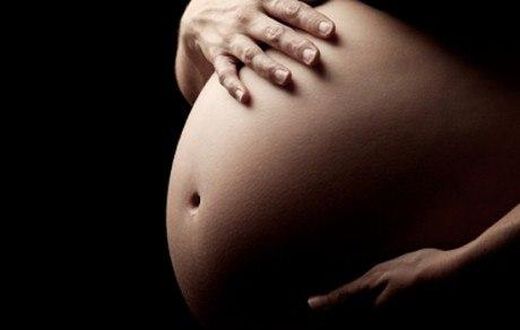 ___6827524___https:______static.pulse.com.gh___webservice___escenic___binary___6827524___2017___6___13___10___black+pregnant+woman