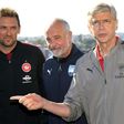 Arsenal manager Arsene Wenger (R) poses with Western Sydney Wanderers coach Tony Popovic (L) and Sydney FC coach Graham Arnold after a press conference in Sydney, on July 11, 2017