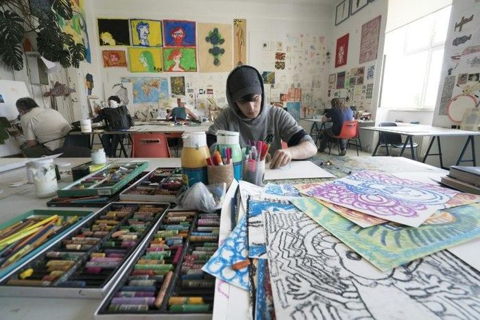 Over the past 50 years mentally ill patients at an Austrian artists' colony have churned out 75,000 recognised artworks