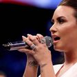 Demi Lovato stuns at Floyd Mayweather-Conor McGregor fight