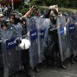 Turkish police used tear gas and water cannon to break up the demonstration in favour of two hunger strikers protesting their sacking following last year's attempted coup