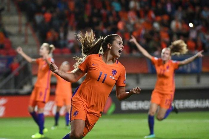 Netherlands' midfielder Lieke Martens celebrates her team's third goal during the UEFA Women’s Euro 2017 football tournament semi-final match between Netherlands and England at the FC Twente Stadium, in Enschede on August 3, 2017