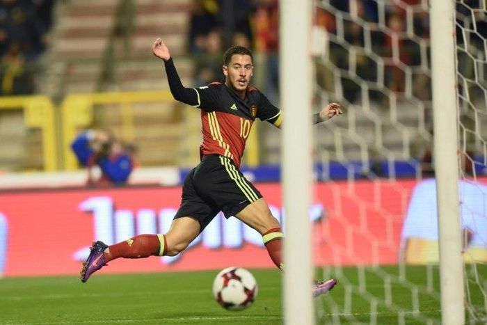 Belgium's Eden Hazard has been called up for next month's World Cup qualifying matches against Gibraltar and Greece