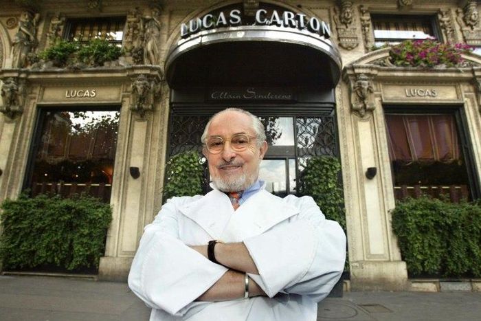 Alain Senderens Senderens ranked as one of France's top chefs for decades, holding on to a prized Michelin three-star rating for 28 years