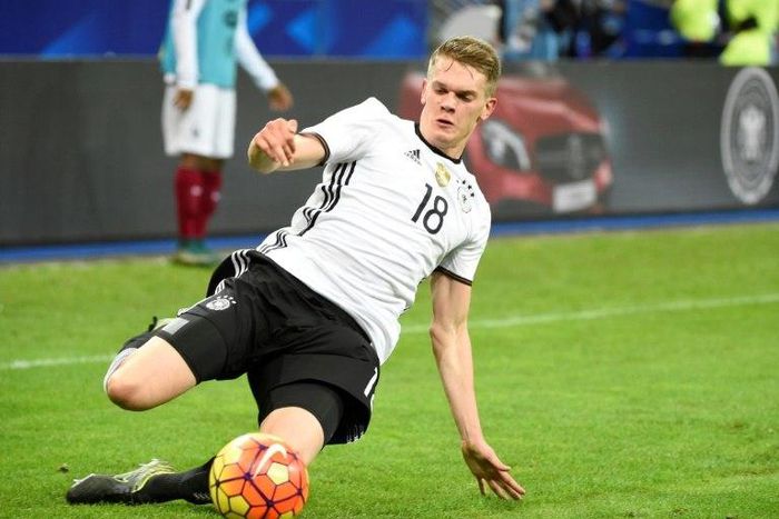 International defender Matthias Ginter, fresh from helping Germany win the Confederations Cup, has quit Borussia Dortmund to join Borussia Moenchengladbach