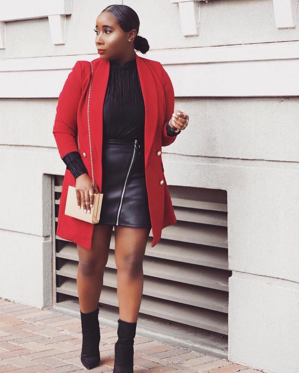 The boyfriend blazer is back with a bang and here's how to style it (Photos)