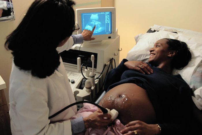 ___9099429___2018___11___13___11___scan-woman