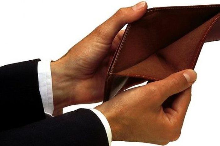 ___6848416___https:______static.pulse.com.gh___webservice___escenic___binary___6848416___2017___6___16___10___empty+wallet