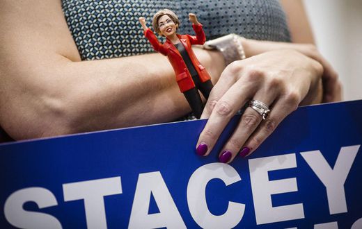 Elizabeth Warren Announces She Is Running for President