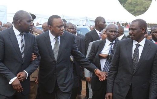 Uhuru with his deputy William Ruto and Senator Murkomen at a past function