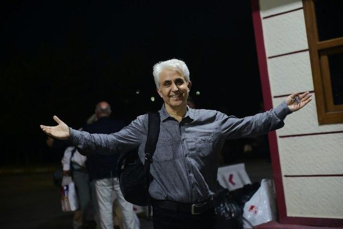 Cartoonist Musa Kart was among the Cumhuriyet who have walked free