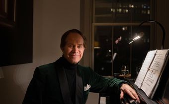 The Last of the Old-School Cabaret Artists