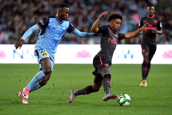 Arsenal player Reiss Nelson (C) was praised by manager Arsene Wenger for his performance against Sydney FC