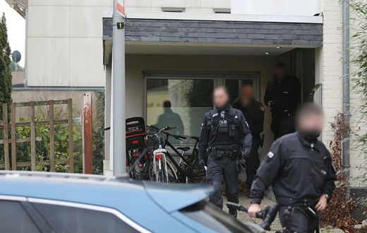 Police in several countries including these in Germany raided properties linked to the Italian 'Ndrangheta mafia group