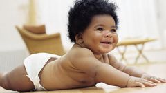 ___9145916___2018___11___28___11___US_smiling-baby-diaper_wide