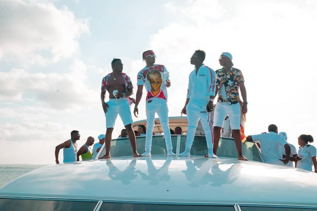 Diamond throws exquisite private Birthday Party on Yacht (Photos)