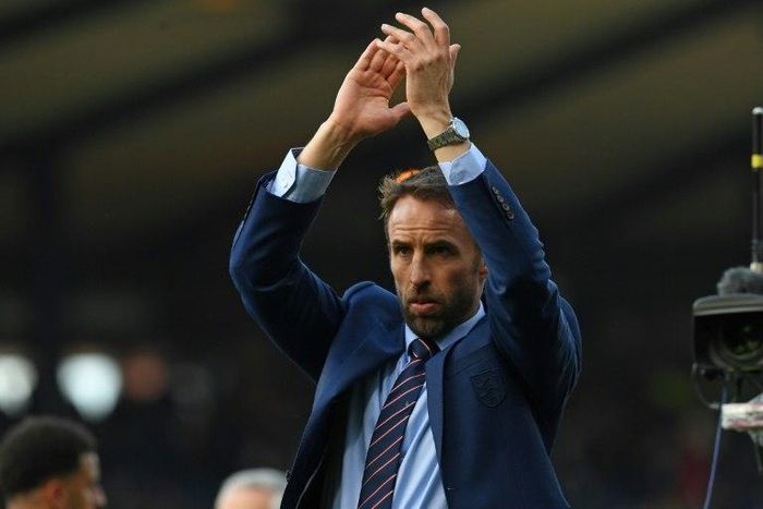 England's manager Gareth Southgate applauds supporters on the pitch after the group F World Cup qualifying football match against Scotland June 10, 2017