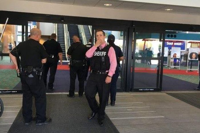 Police Officer stabbed at Michigan Airport